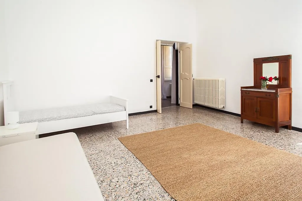 Casa Carducci - Spacious Historical Home Close To The Beach Imperia