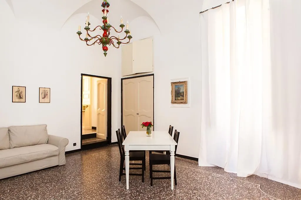 Casa Carducci - Spacious Historical Home Close To The Beach Imperia