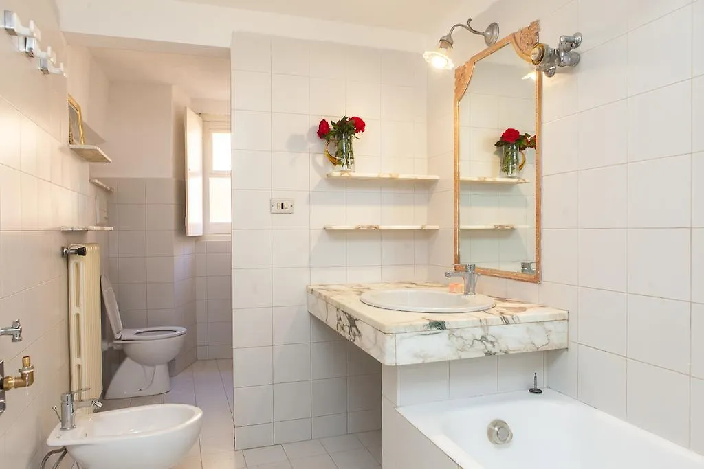 Casa Carducci - Spacious Historical Home Close To The Beach Imperia